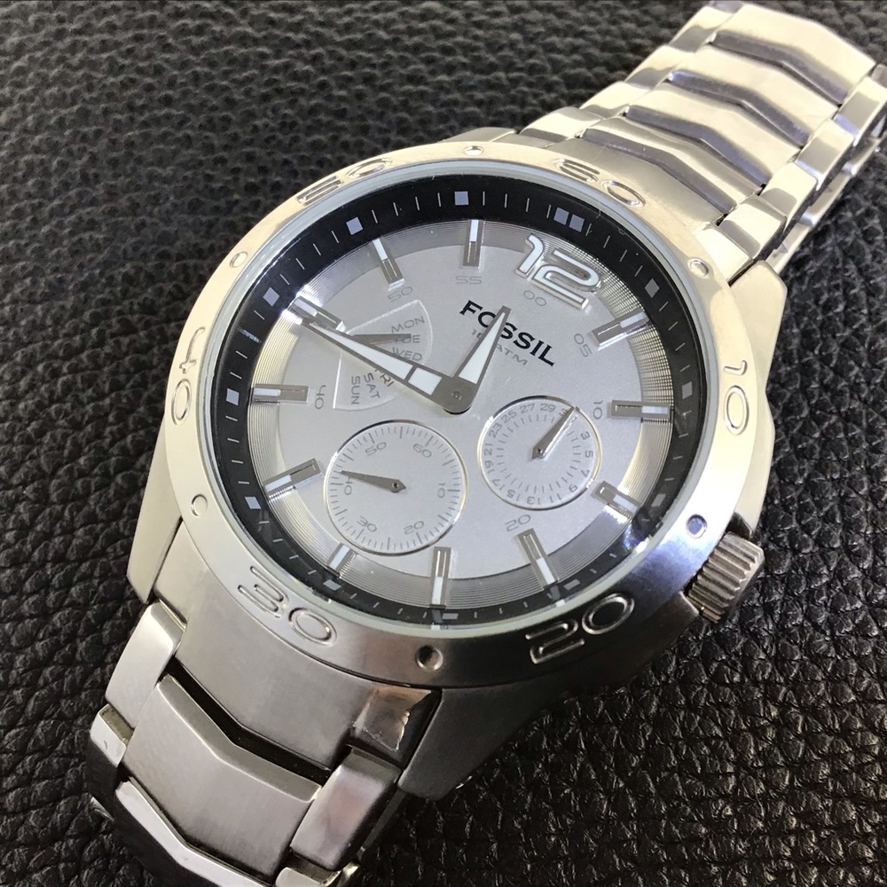 Fossil Multifunction Watch - image 4